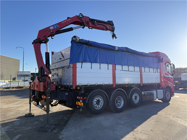 Volvo FH500 8x2*6 Tip / HMF 2120 K3