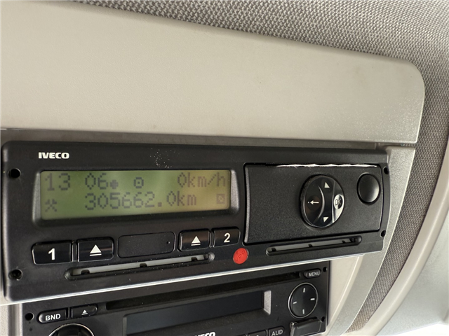 Iveco EuroCargo 180E32 4x2 Schmitz / Thermo King T-1200R Spectrum
