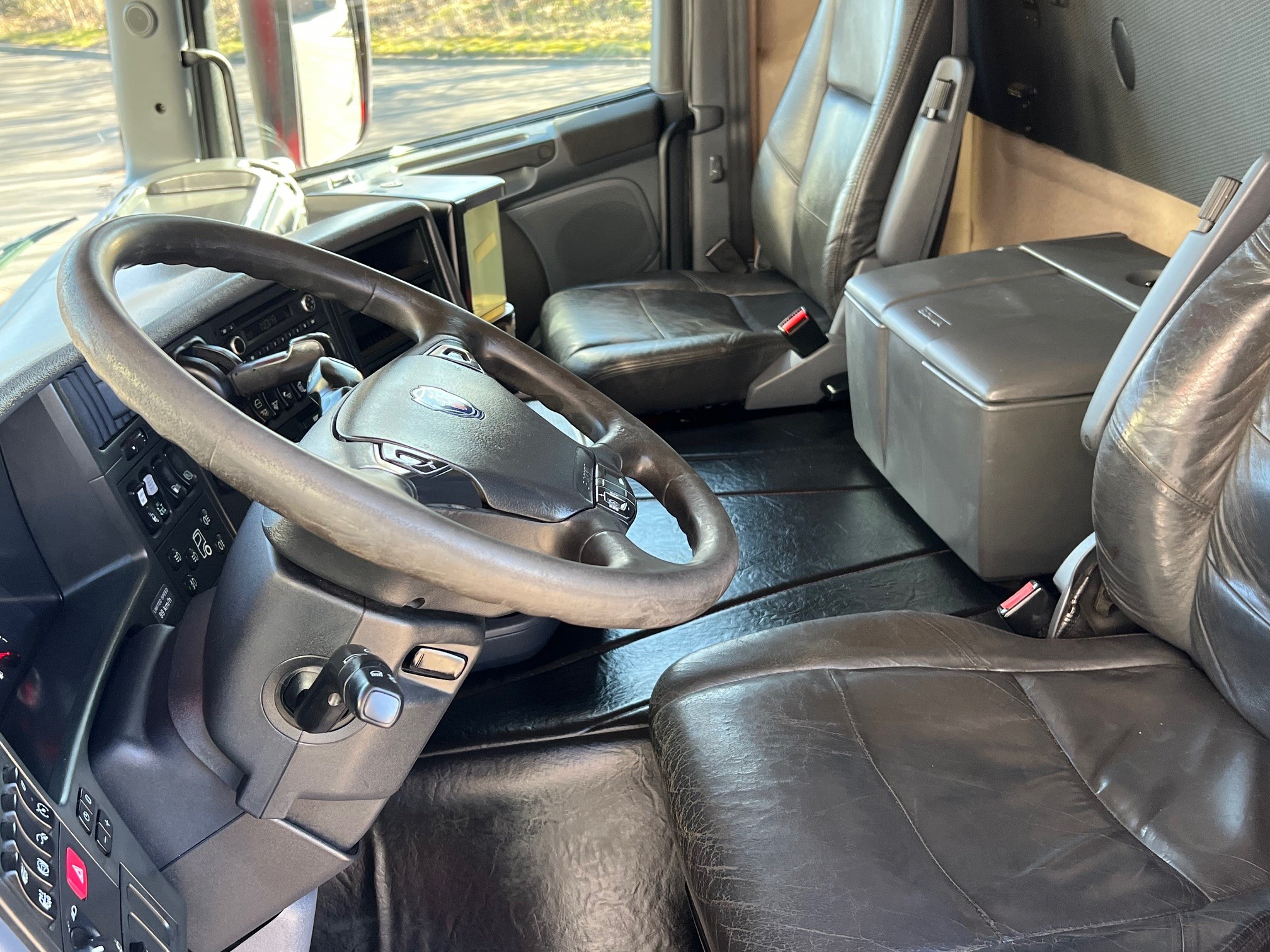 Scania G480 Hiab XS 166-4 + Sawo hejs