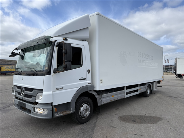 Mercedes Atego 1218 8,0 m. kasse