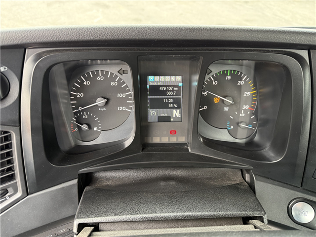 Mercedes Actros 1832 4x2 Euro 6