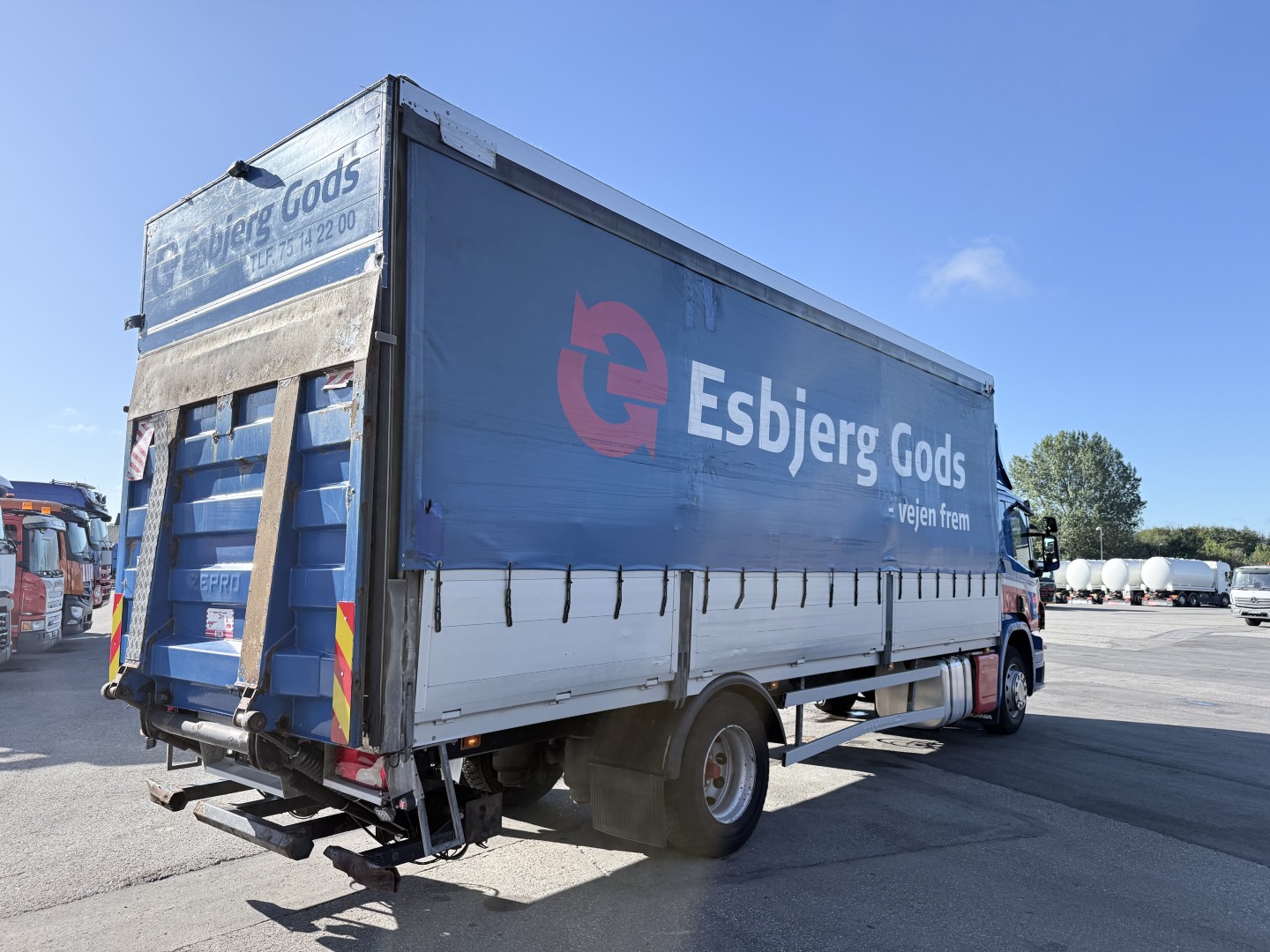 Scania P280 Euro 5 / 7,7 m 4x2 Fragtlad & lift