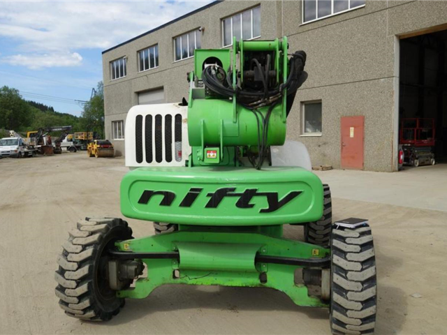Nifty HR21 D 4x4 lift