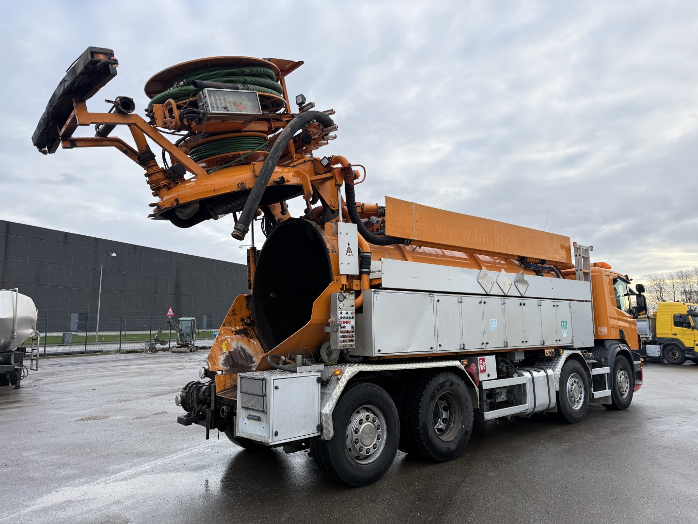 Scania P380 8x2*6 Hvidtved Larsen Flexline 414