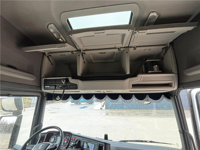 Scania S 650 A6x2NB 2 strengs hydraulic