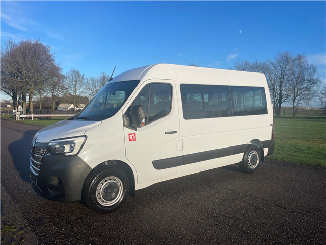 Renault Trucks Master RED - M9T D7 Combi - Minibus L2H2