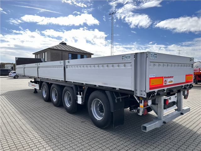 Kässbohrer Truckbeslag, Alusider, Hårdtræsbund