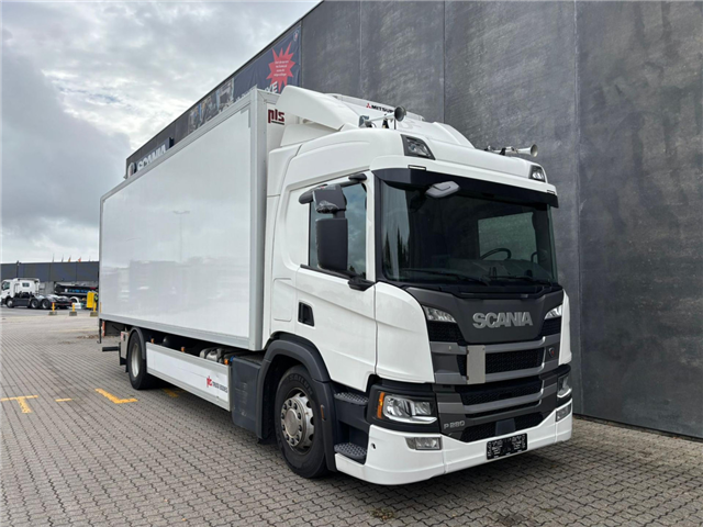 Scania P 280 B4x2NB Cooling