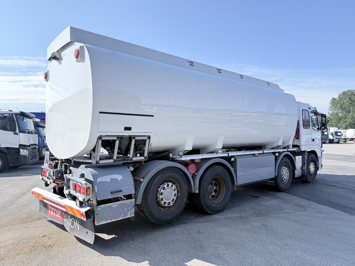 Volvo FM460 8x2*6 24.000 l. ADR Tank