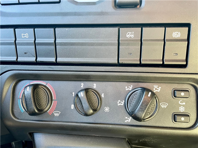 Iveco S-WAY AD190S34-E6e/FP Stillads