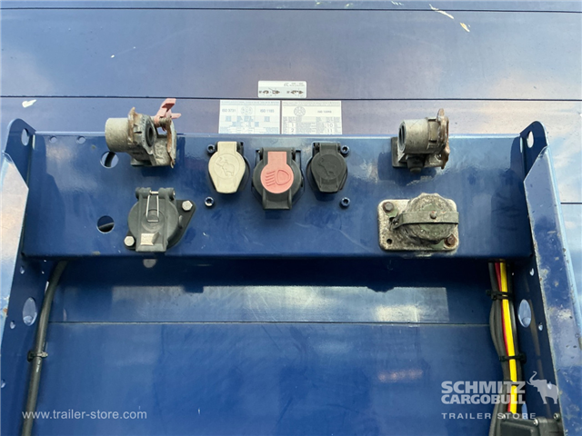 Schmitz Semi Dryfreight Standard Lift