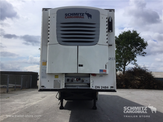 Schmitz Semi Reefer Meat hanging system