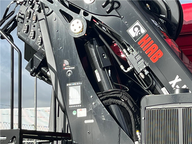 Iveco X WAY AS350X58 ZY/FS