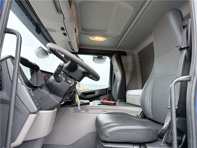 Scania P360 6x2*4 Hvidtved Larsen Flexline 310