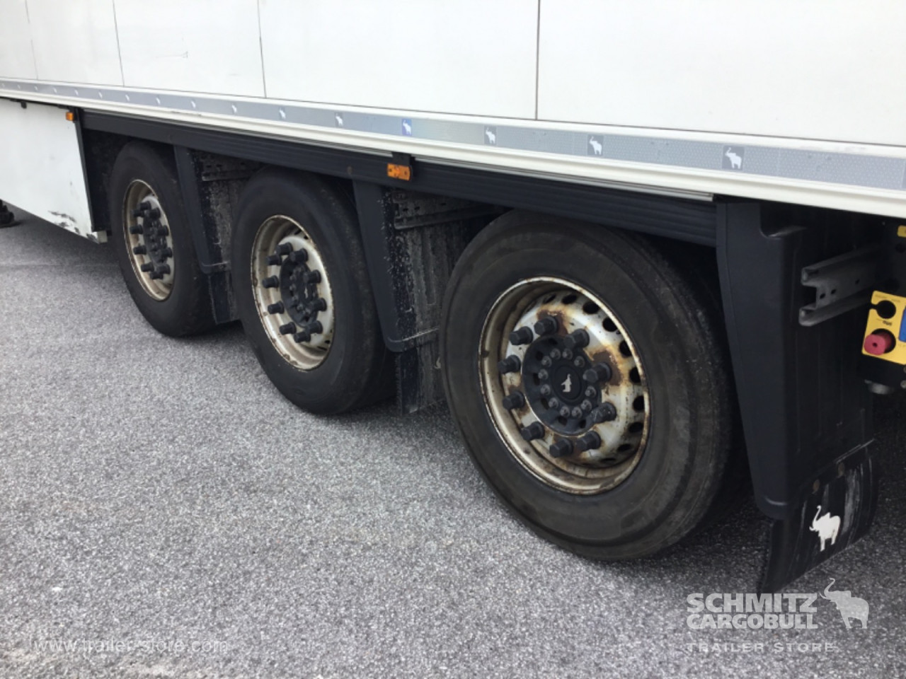 Schmitz Semi Reefer Meat hanging system