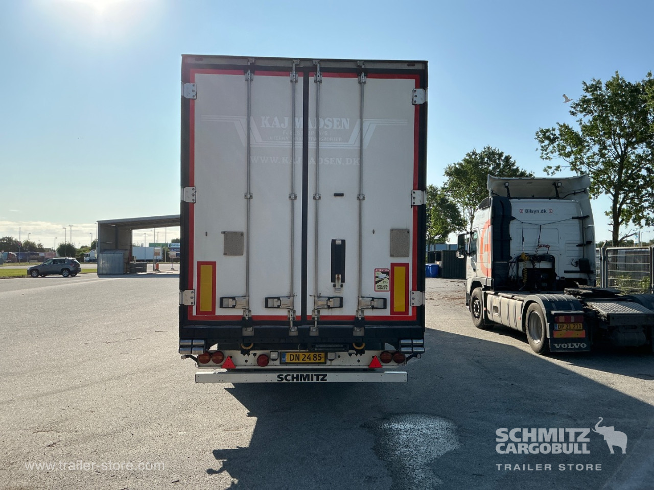 Schmitz Semi Reefer Meat hanging system