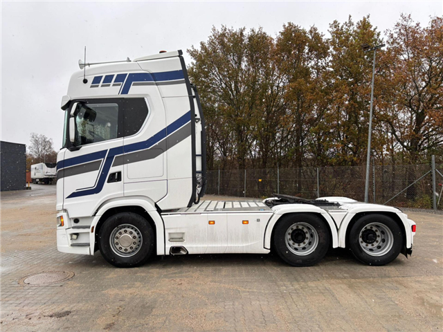 Scania S 650 A6x2NB 2 strengs hydraulic