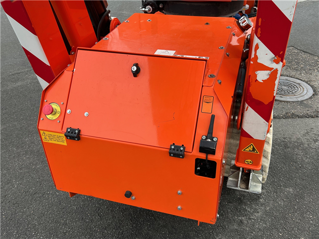 Jekko Minikran SPX527 med spil, fly-jib og glasmanipulator