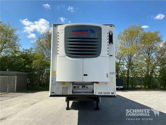 Schmitz Semi Reefer Meat hanging system