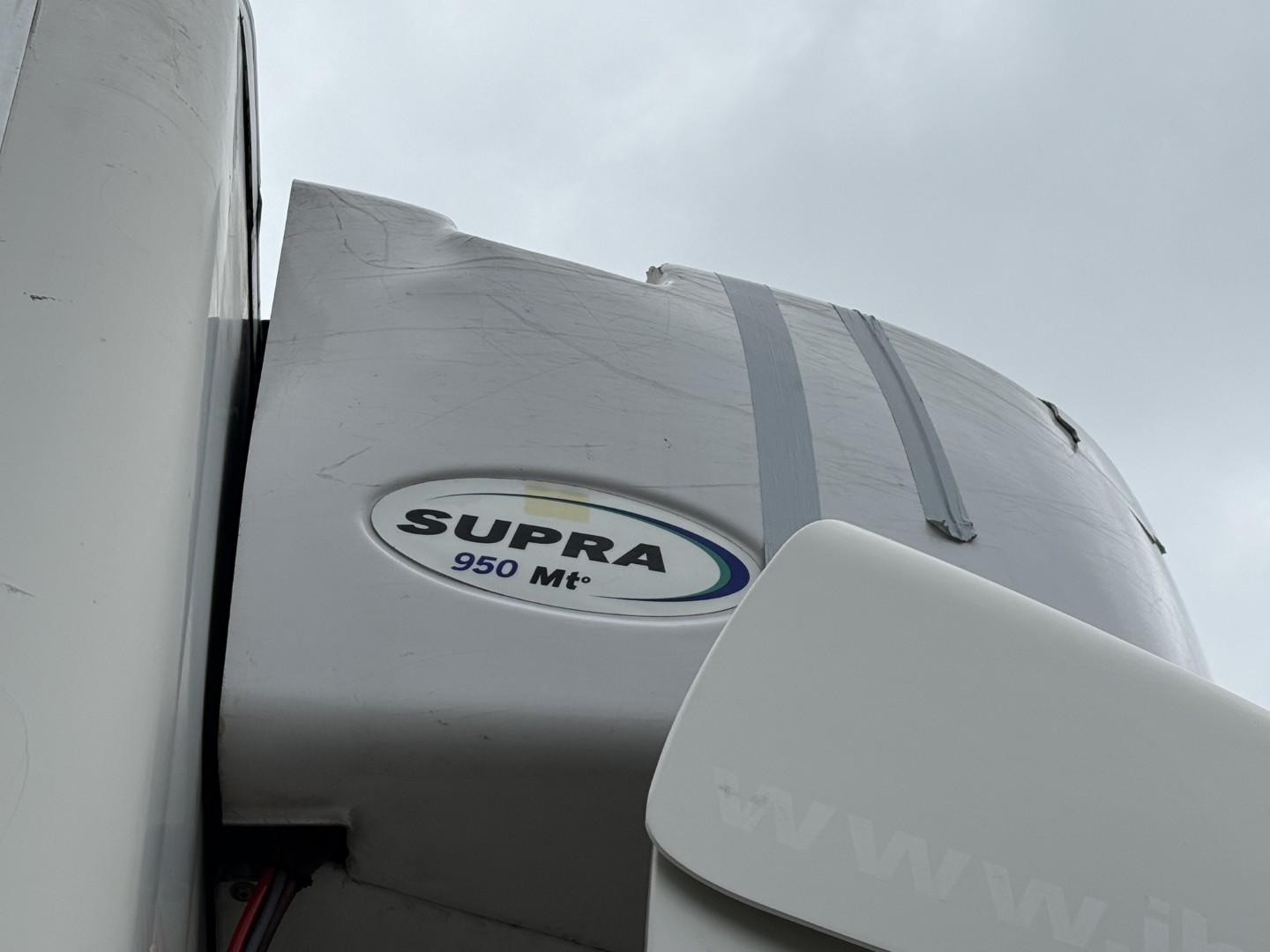 Scania P250 4x2 Carrier Supra 950 Mt.