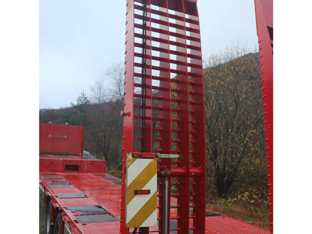 DAMM henger ombygget til Istrail maskinsemi - nyttelast 40000 kg