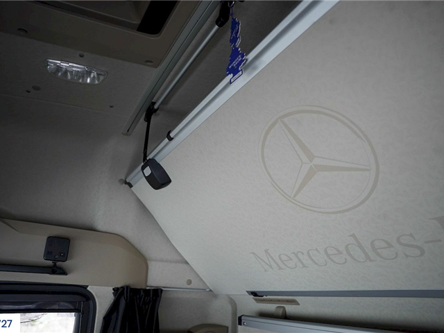 Mercedes Actros 2653