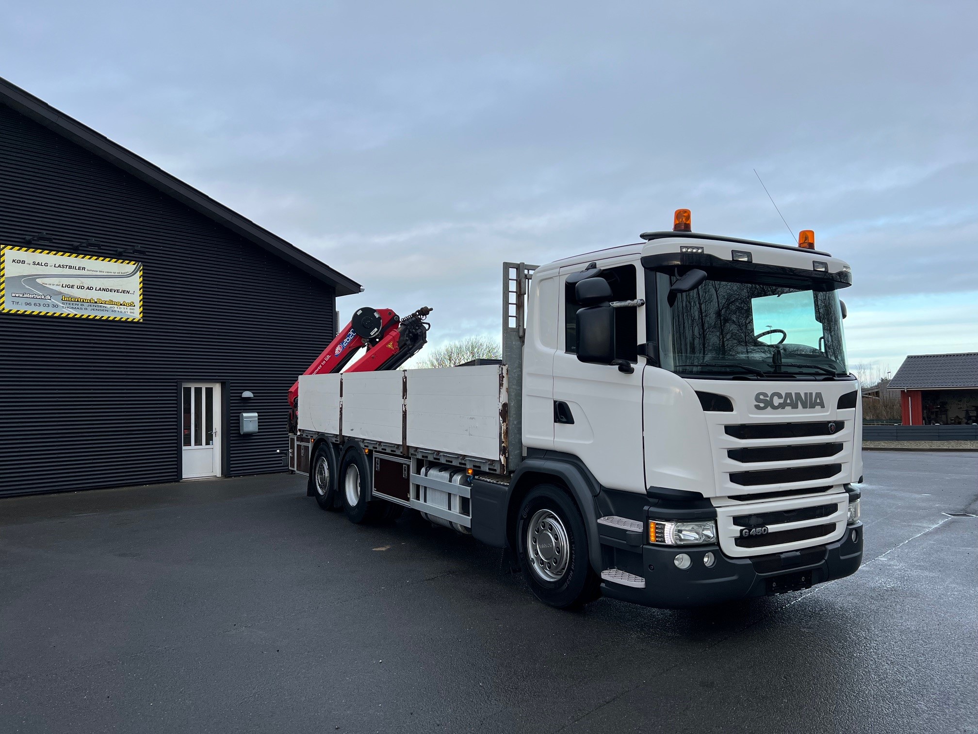 Scania G450 6X2*4 med HMF 2620 K5 kran