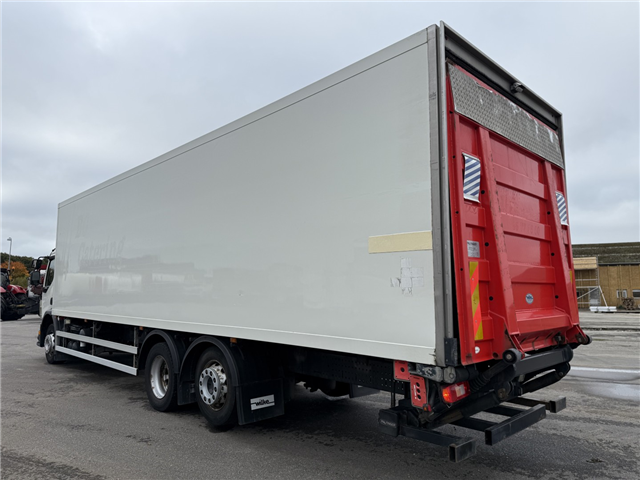 Volvo FE320 6x2*4 Thermo King T1200-R Spectrum 9,80 m. Kølekasse