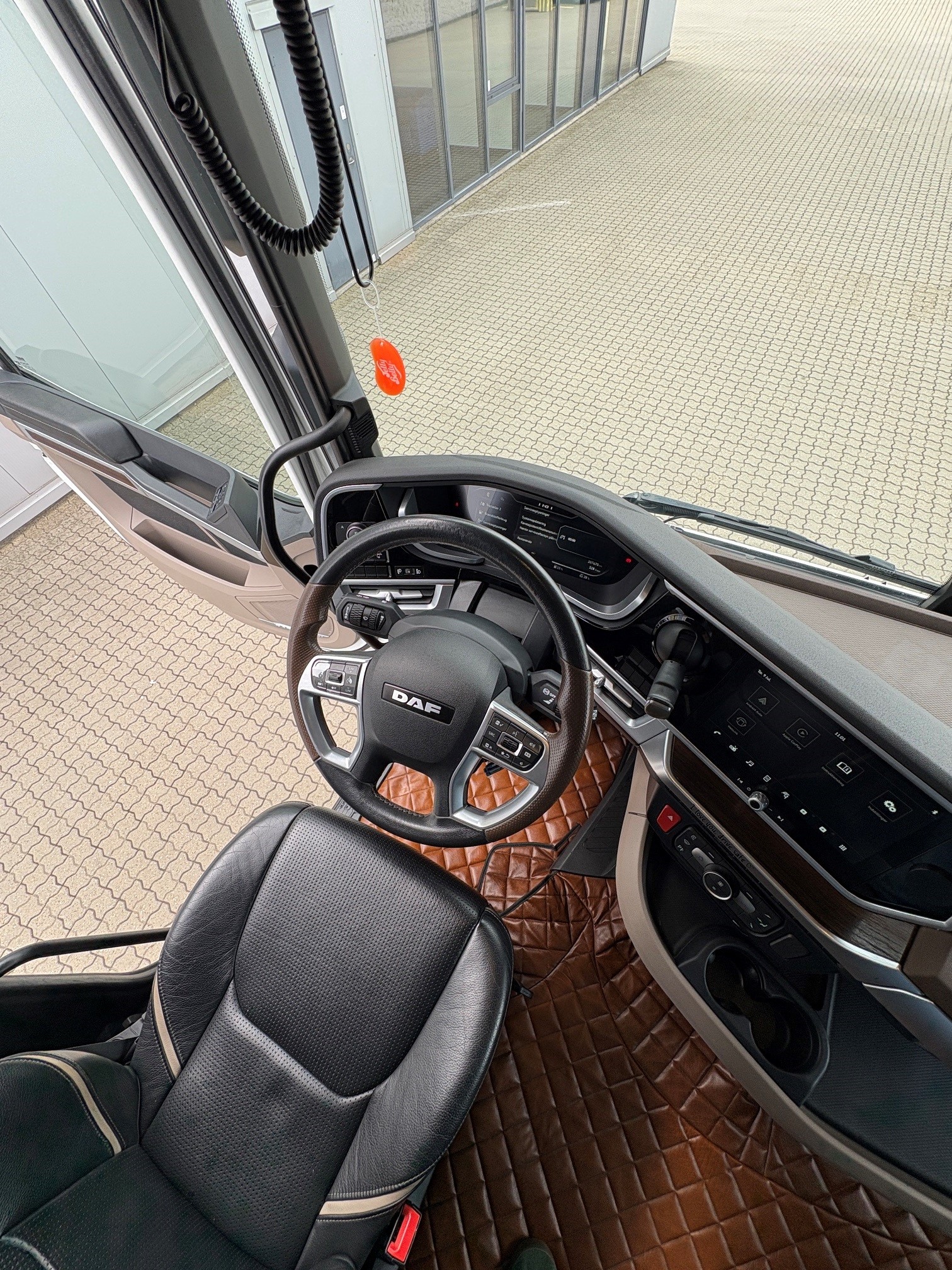 DAF XG+ FTS 530