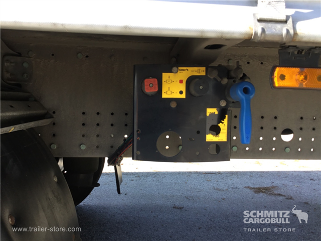 Schmitz Semi Curtainsider Standard , Foldedør højre