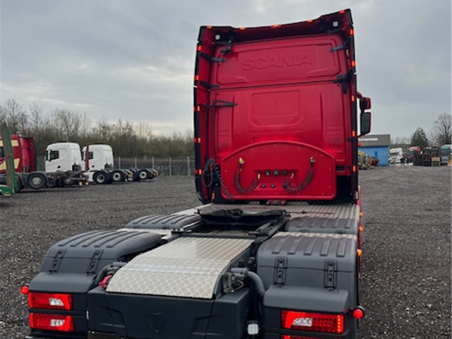 Scania R650 6X2 3150. Retarder. Hydraulic
