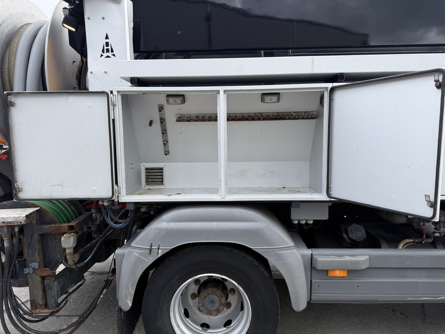 Mercedes Atego 1524 4x2 Hvidtved Larsen Cityline 206