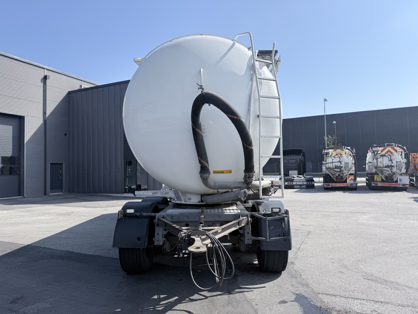 HMK Bilcon 30 t. 42 m3 Silo tank 6 rum