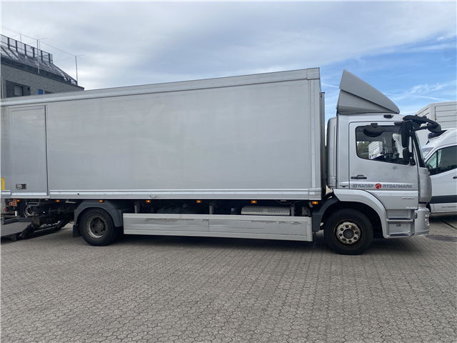 Mercedes-Benz Atego 1530