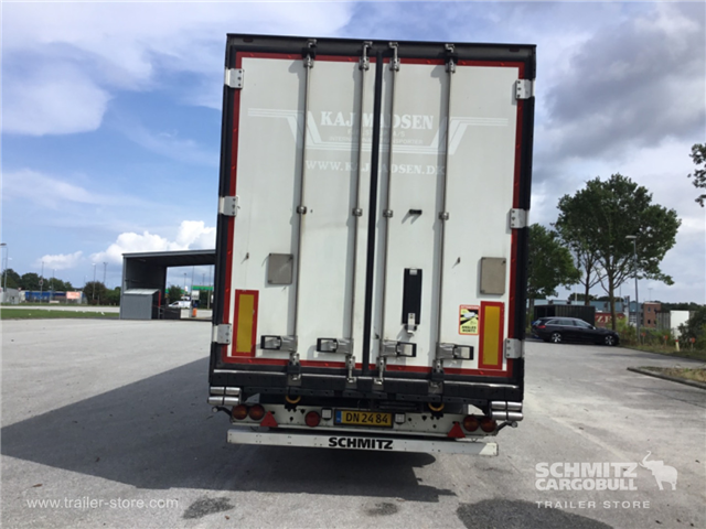 Schmitz Semi Reefer Meat hanging system