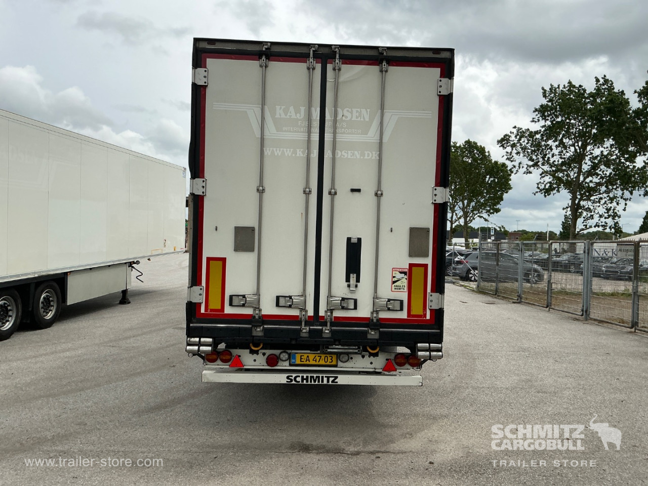 Schmitz Semi Reefer Meat hanging system