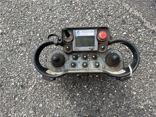 Mercedes Actros 3258 RHD 8x4-4 Wiedemann Super 1000 Recycler