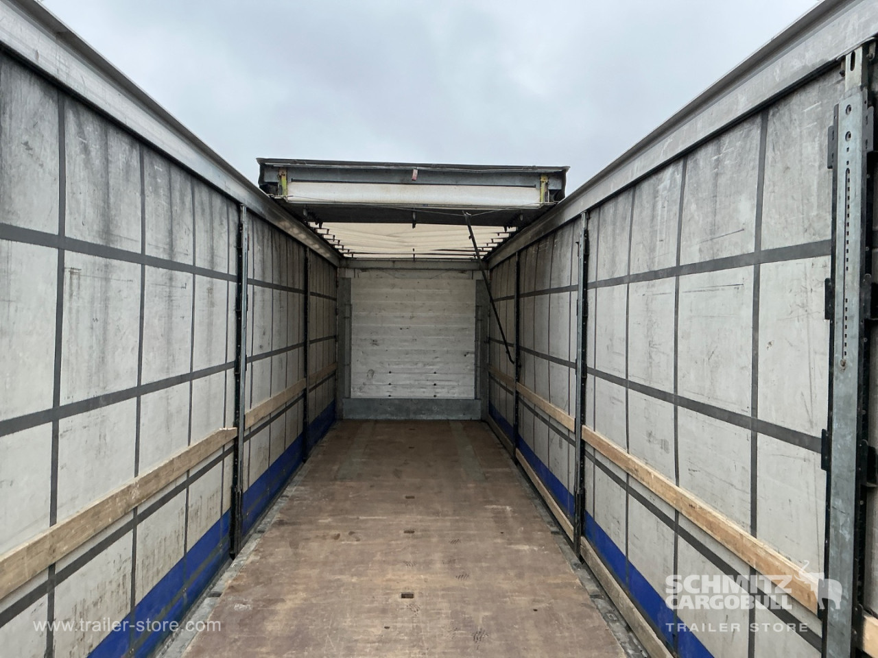 Schmitz Semi Curtainsider Standard