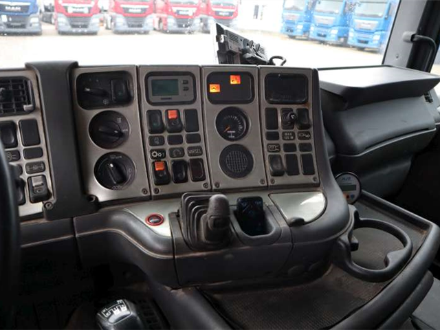 Scania R 164G