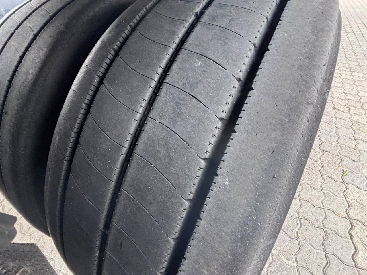 Scania R 560 A6x2NB