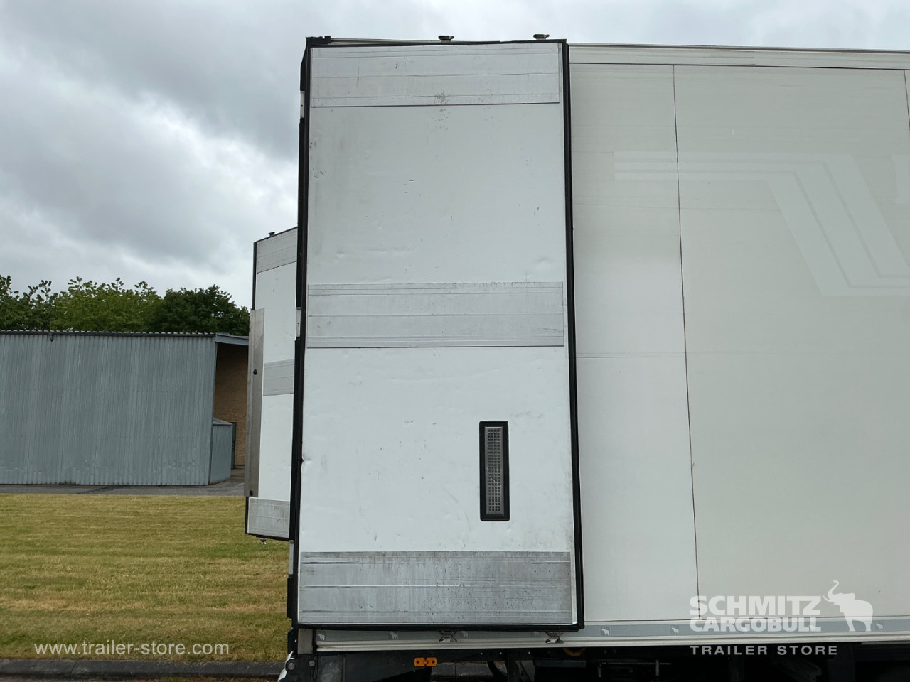 Schmitz Semi Reefer Meat hanging system