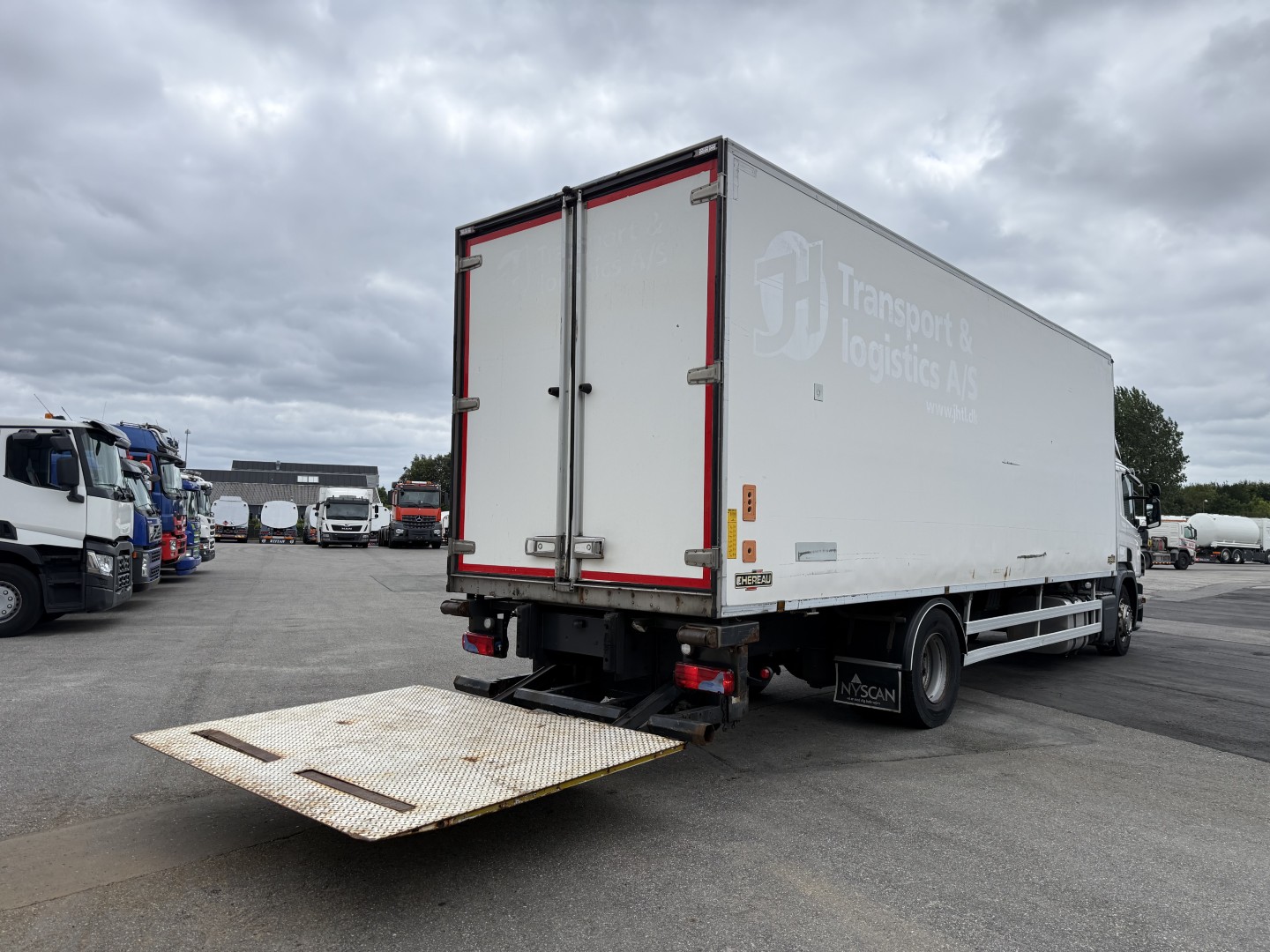 Scania P250 4x2 Carrier Supra 950 Mt.