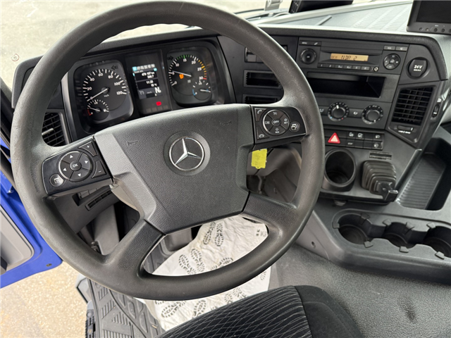 Mercedes Actros 1832 4x2 Euro 6
