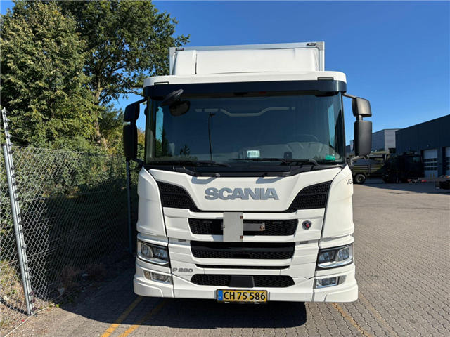 Scania P 280 B6x2*4NB CNG Box/Lift