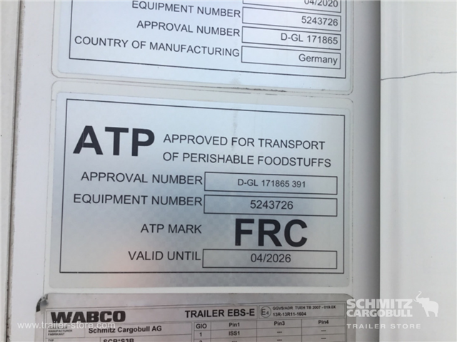 Schmitz Semi Reefer Meat hanging system