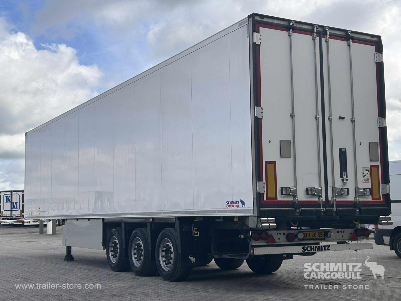 Schmitz Semi Reefer Meat hanging system