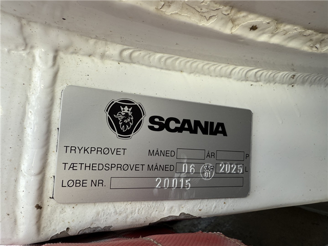 MAN TGS 35.480 8x2*6 Euro 6 23.000 l ADR Tankbil