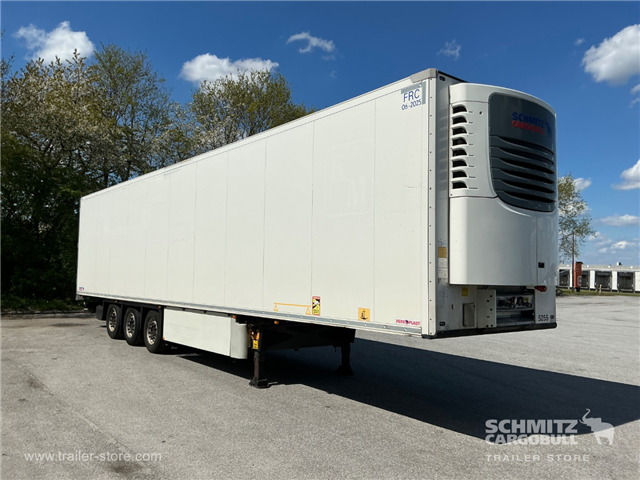 Schmitz Semi Reefer Meat hanging system