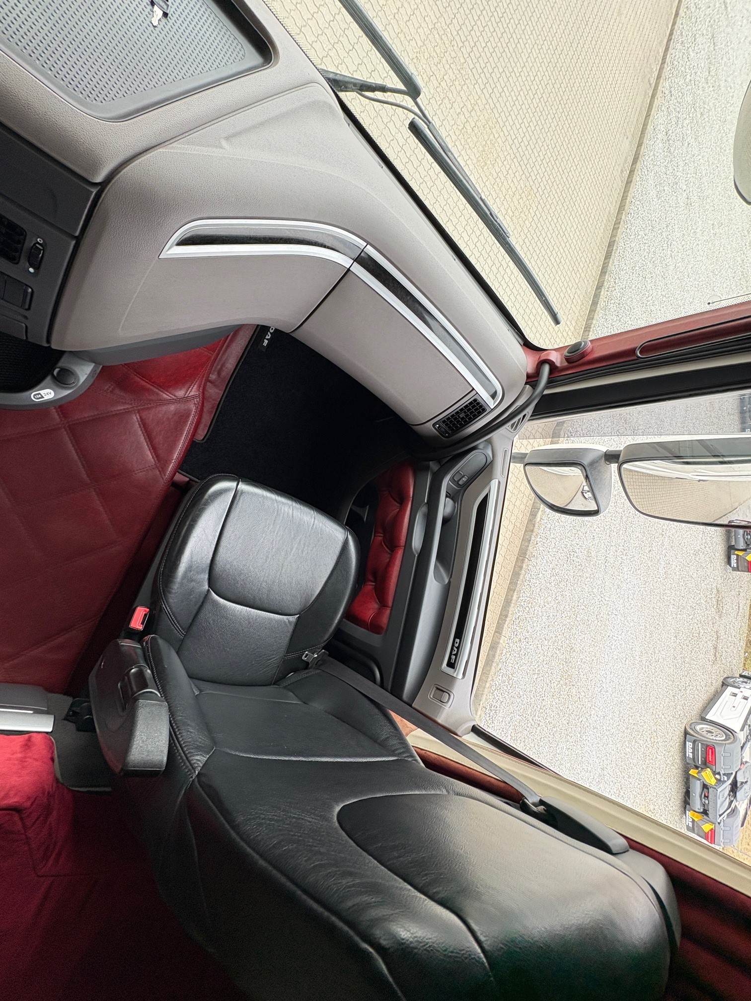 DAF XF 530 FTN 6x2/4 hydraulik trækker