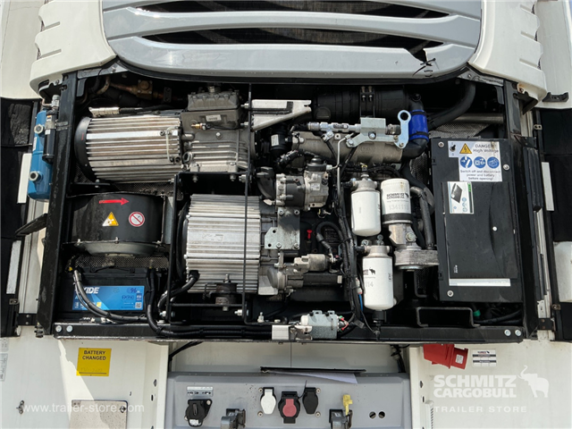 Schmitz Semi Reefer Meat hanging system